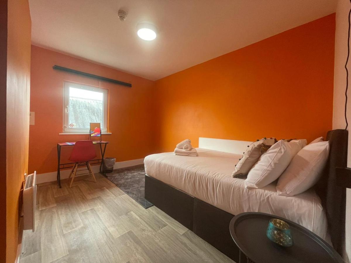Neon 160 Pansiyon Swansea Dış mekan fotoğraf