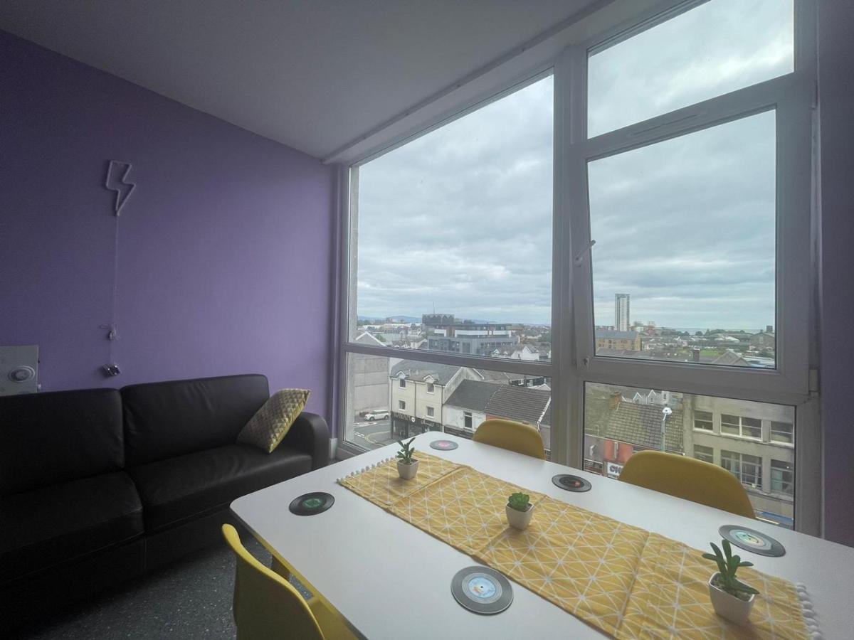 Neon 160 Pansiyon Swansea Dış mekan fotoğraf