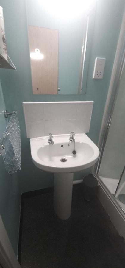 Neon 160 Pansiyon Swansea Dış mekan fotoğraf
