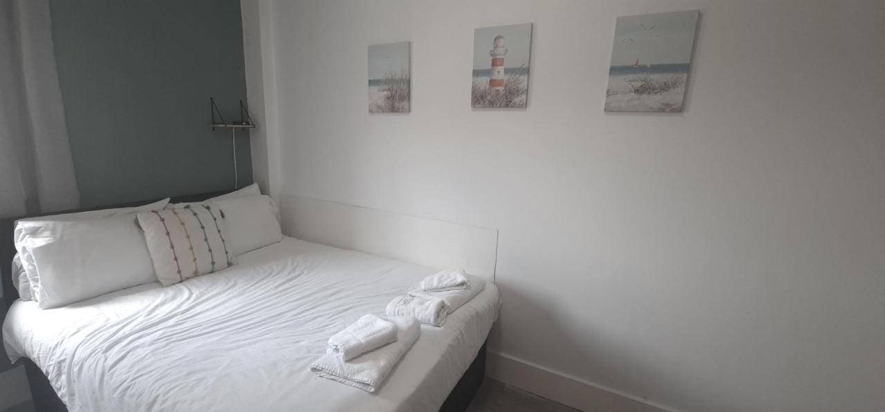 Neon 160 Pansiyon Swansea Dış mekan fotoğraf